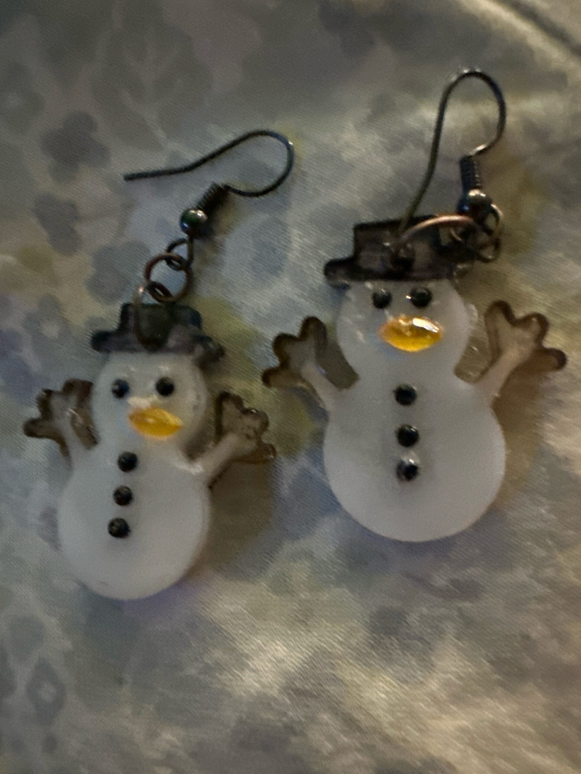 Snowmen Resin Art Earrings $9.95